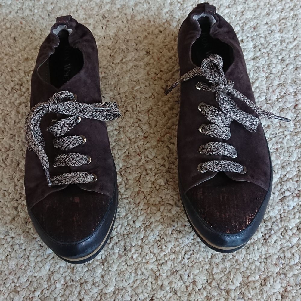 Ron White Brown Suede Nalla Onyx Sneakers size 9